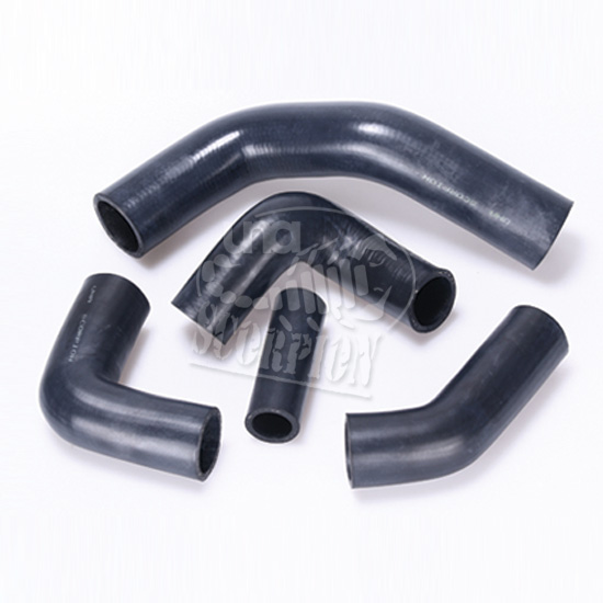 US-00560 - IMT 560 - Garnitura creva za vodu